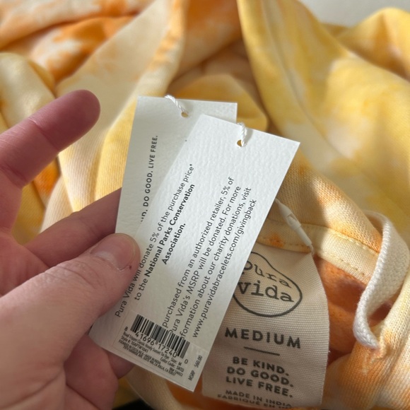 Pura vida NWT road tripper orange white tie dye long sleeve pullover sweatshirt - Picture 6 of 13